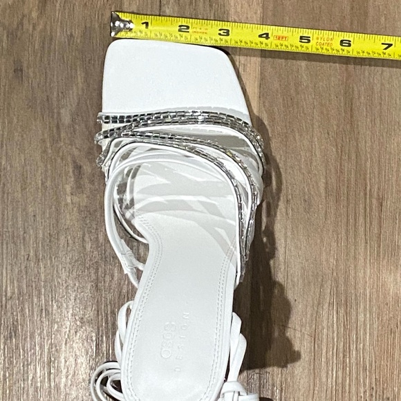 ASOS DESIGN-Wide Fit Nina Embellished Strappy Tie Leg Sandals-Size: 9-White-NEW! - Picture 14 of 16